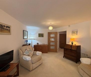 1 bedroom retirement property to rent - Photo 1