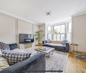 5 bedroom end of terrace house to rent - Photo 1