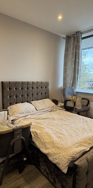 Quilters Way, Stoke Mandeville, AYLESBURY - Photo 1