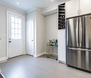 For Lease - 2521 Postmaster Drive, Oakville, Ontario - Photo 4