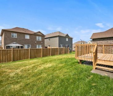 For Lease - 216 Cubitt Street, Clearview, Ontario - Photo 1