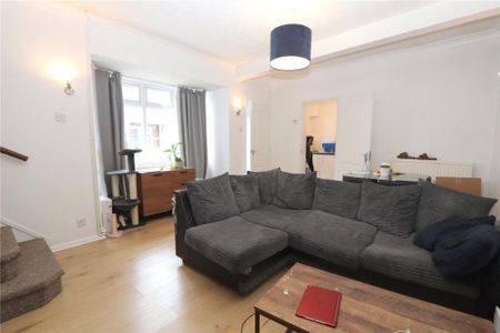 2 bedroom terraced house to rent - Photo 5