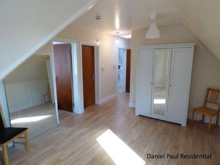 Hamilton Road, W5 - Photo 2