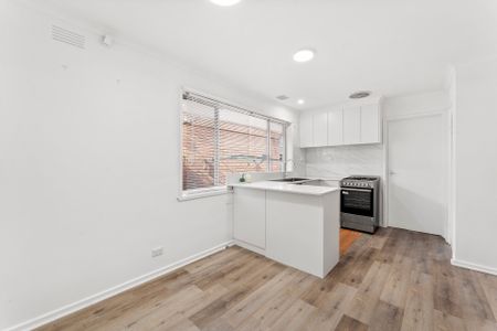 1/5 Blanche Court, Doncaster East - Photo 3