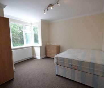 Anderson Avenue, Reading, Berkshire, RG6 - Photo 3