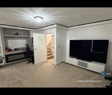 5 bedroom terraced house to rent - Photo 2