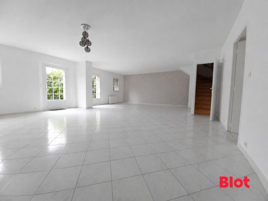 Location Maison 5 pièces 159m² BAIN DE BRETAGNE 35470 - Photo 1