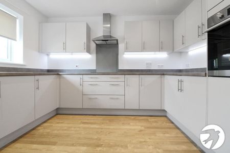 3 bedroom terraced house to rent - Photo 5