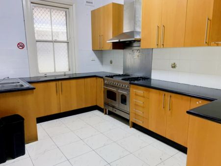 21 Willis St, Sydney - Photo 2