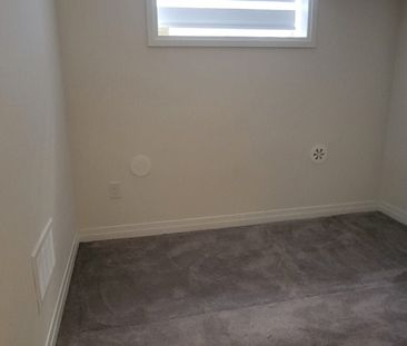 For Lease - 76 Carneros Way Unit# 2, Markham, Ontario - Photo 3