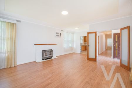 49 Carolyn Street, Adamstown Heights - Photo 5