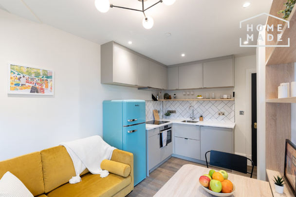 1 bedroom flat to rent - Photo 1