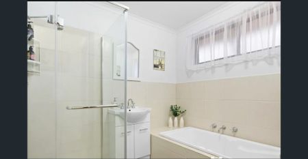 MAGNIFICENT & IMMACULATE FAMILY HOME - Photo 3