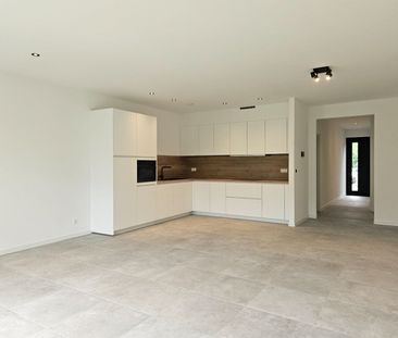 Nieuwbouwwoning met 3 slaapkamers en tuin in het centrum van Mol! - Photo 4