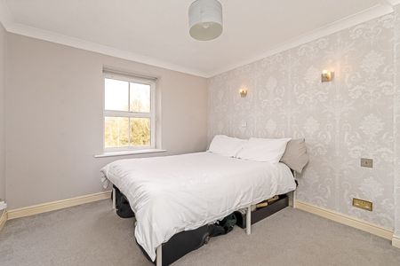 Waterside Place, CM21, Sawbridgeworth - Photo 3