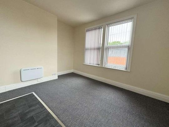 Fairford Avenue, Leeds, LS11 - Photo 1