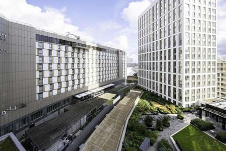 Westfield Avenue, Stratford, E20 - Photo 2