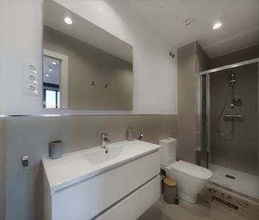 Carrer de Balmes, Barcelona, Catalonia 08006 - Photo 4