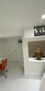 For Lease - 19 Teddington Park Avenue Unit# Bacholor, Toronto, Ontario - Photo 3