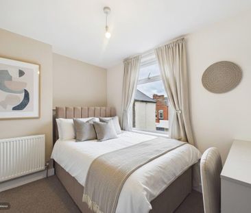 1 bedroom in a house share to rent - Photo 2