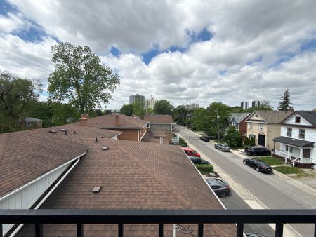 For Lease - 81 Coulter Avenue, Toronto, Ontario - Photo 3