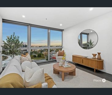 Stunning Two-Bedroom Apartment Offering an Enviable Position - Photo 2