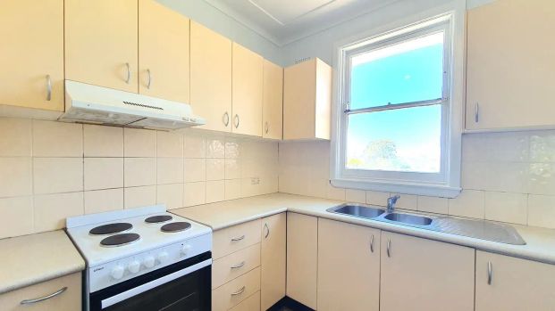 “New Flooring & Fresh Paint!” - Photo 1