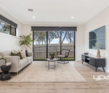 Stylish Low Maintenance Home - Photo 3