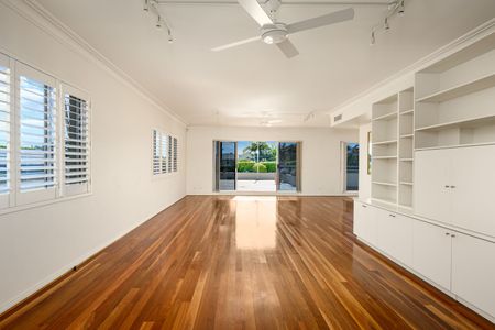 Home For Rent - Photo 2