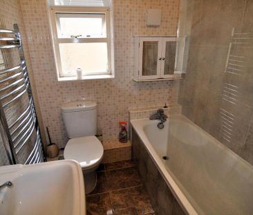 3 bedroom terraced house to rent - Photo 1