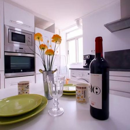 Carrer Sants Just i Pastor, Valencia, Valencian Community 46022 - Photo 4