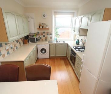 2 bedroom flat to rent - Photo 5