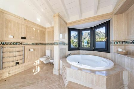 Penthouse · Sierra Blanca - Photo 2