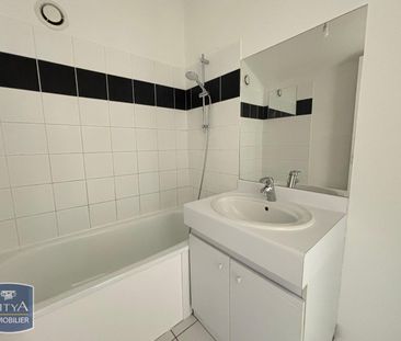 Location Appartement 2 pièces 38m² BORDEAUX 33800 - Photo 2