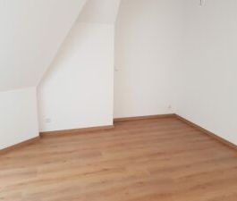 Melanchthonstr. 7, Wohnung 18~~~ großer Balkon, Tageslichtbad mit Wanne und Dusche, Gäste-WC, offene Küche, Keller, Abstellfläche im Dachboden - Foto 3