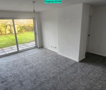 2 bedroom bungalow to rent - Photo 2