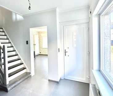 HALFOPEN WONING MET 3 KAMERS EN TERRAS - Foto 5