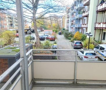+++ Sehr schöne 3-Zimmer-Wohnung mit Balkon und Bad mit Wanne und D... - Photo 1