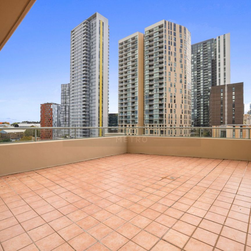 Spacious 2 Bedroom with Great Size Balcony - The Peak - Photo 1