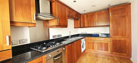 2 bedroom flat to rent - Photo 5