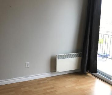 LOGEMENT 4-1/2, STE-THÉRÈSE - Photo 2