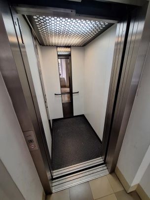 Balkonwohnung in Grün-Ruhelage nahe Berggasse - Foto 1