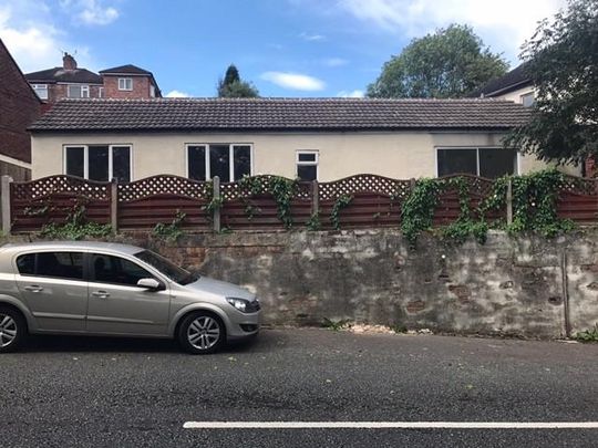2 bedroom bungalow to rent - Photo 1