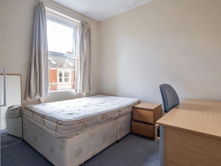 5 bedroom maisonette to rent - Photo 5