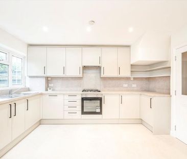 4 bedroom house to rent - Photo 1