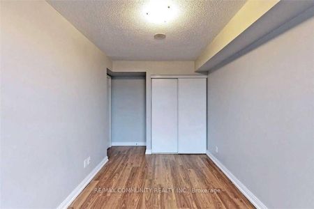 For Lease - 181 Village Green Square Unit# 715, Toronto, Ontario - Photo 4