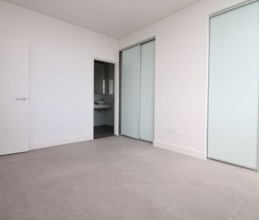 2 Bed + Study | Corner Apartment - Photo 3