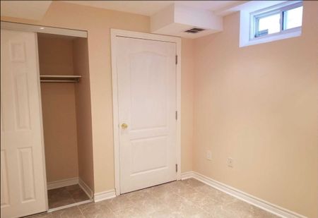 For Lease - 5689 Sidmouth Street Unit# Lower, Mississauga, Ontario - Photo 3