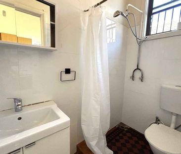 2 Bedroom home in the heart of Marrickville! - Photo 6