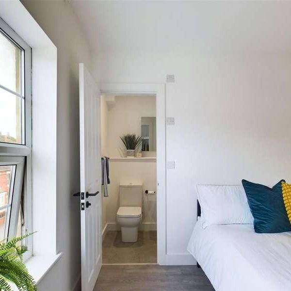 Monks Road, Lincoln, Lincolnshire, LN2 - Photo 1